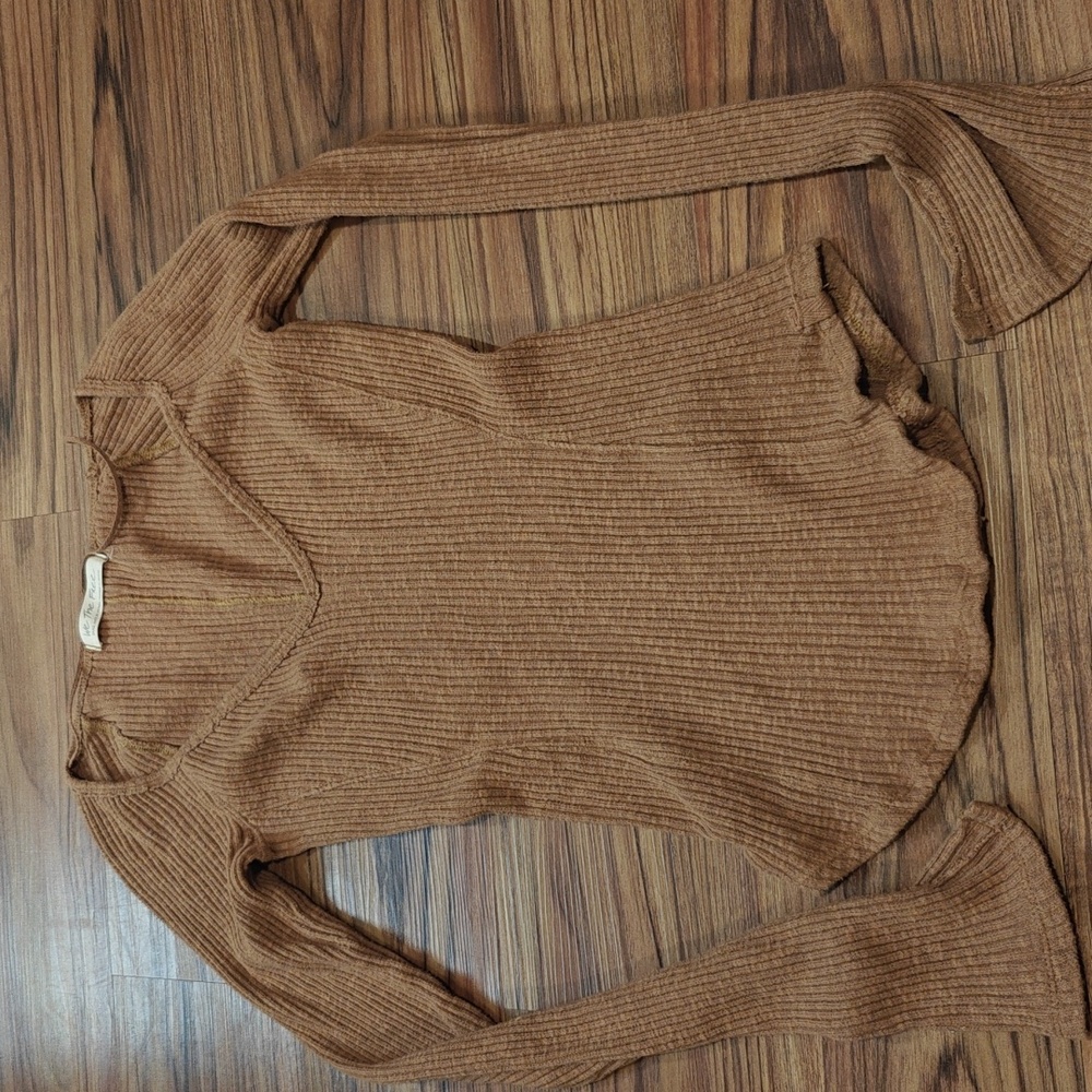 We The Free Passing Thru Layering Tee - Picture 5 of 9